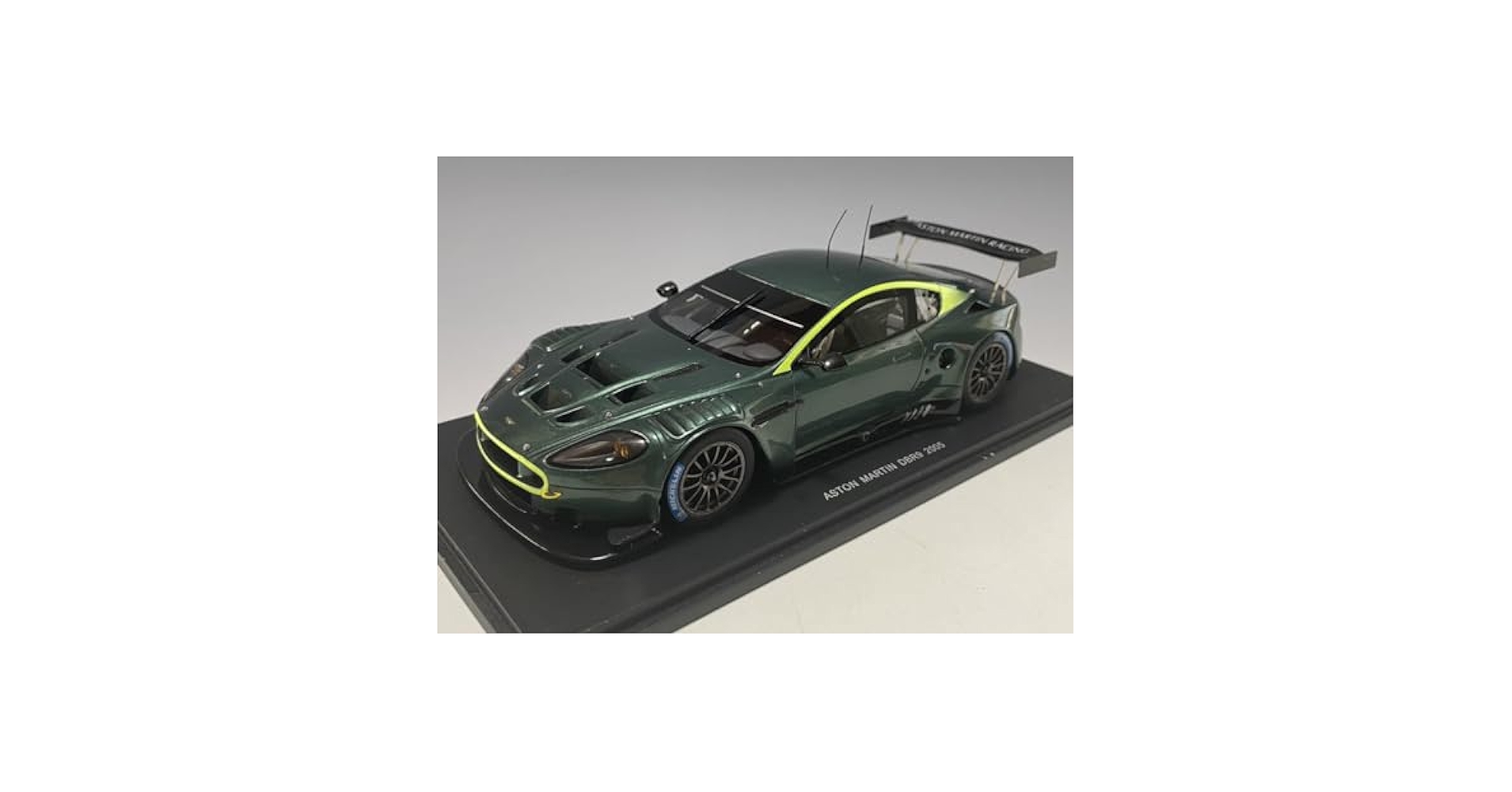 Amazon.co.jp: Aston Martin DBR9 2005 1/24 Spark スパーク